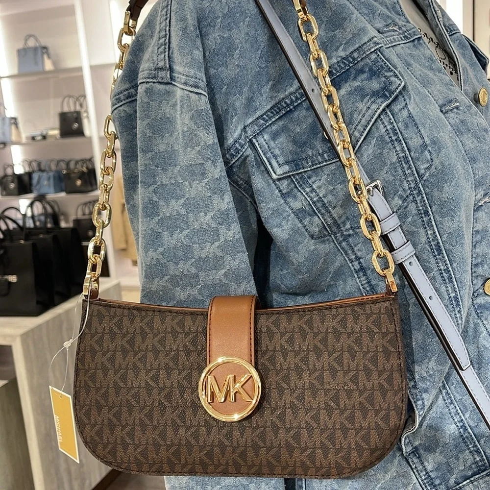 MICHAEL KORS Carmen Small Shoulder Bag Brown Signature  NWT
